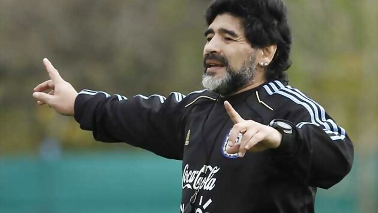 Iraq say it's not looking to hire Maradona