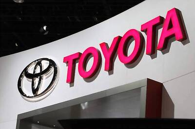 Toyota recalls over 1 million Corolla, Lexus IS cars