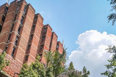 Four-Member DU Panel to Frame Guidelines for Review of SOL's Self-Learning Material