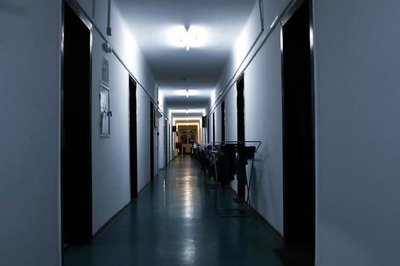 HRD Ministry Tells Educational Institutions to Allow Students Still in Hostels to Stay Put