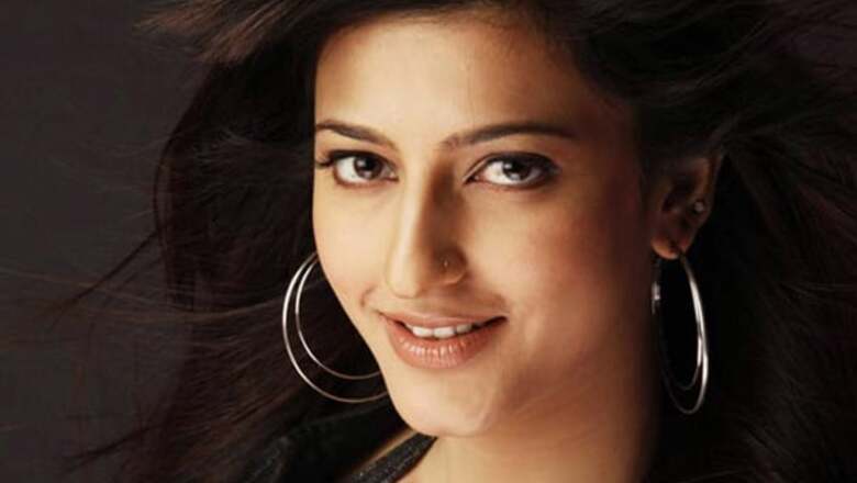 I thought I'm too ugly to be an actress :Shruti Haasan