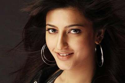 I thought I'm too ugly to be an actress :Shruti Haasan