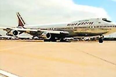 Reliance drags airport bids to court