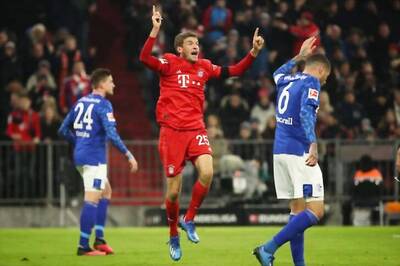 Budesliga: Bayern Munich Thrash Schalke to Cut RB Leipzig's Lead to 1 Point