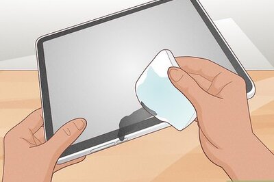 How to Remove an Ink Stain from a Touch Screen