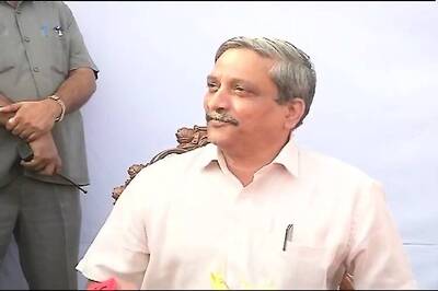 Manohar Parrikar casts vote in Panaji civic polls, walks into restaurant as commoner