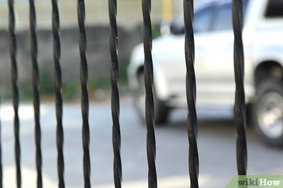 How to Paint a Wrought Iron Fence