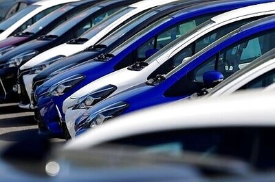 UK car sales rise 11% in first full month of dealership reopenings
