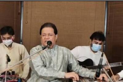 Happy Birthday, Anup Jalota: Watch Memorable Songs of the ‘Emperor of Bhajans’