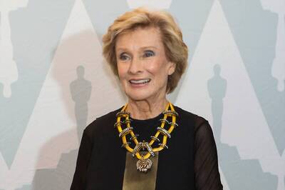 Cloris Leachman, Oscar-winning Star of 'Young Frankenstein' and 'Phyllis,' Dies at 94