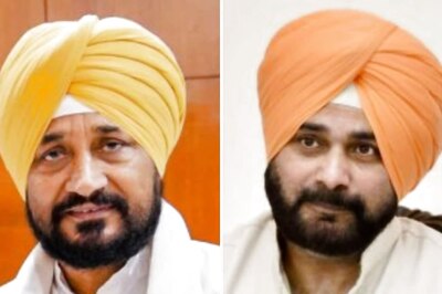 'People At Top Want Weak CM': Sidhu Against Channi as Cong's Pb Face After Nephew's Arrest