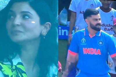 Anushka Sharma Supports Virat Kohli During India Vs NZ World Cup Semi Final Match, Pic Goes Viral