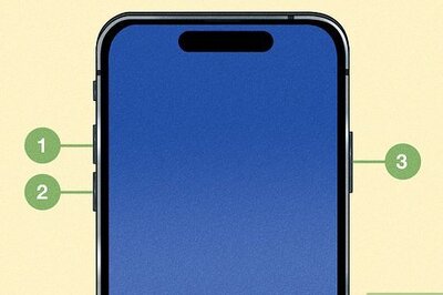 iPhone Screen Going Black? Here Are 7 Ways to Get it Working Again
