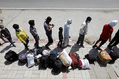 Crises of Migrant Workers Continue, Need Action: Supreme Court Issues Notices to Centre and States