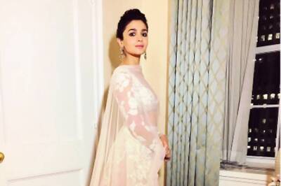 IIFA 2017: This Video of Alia Bhatt Rapping With Riteish Deshmukh, Manish Paul is Going Viral