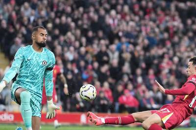 'The Goalkeeper is so Poor': Liverpool Legend Slams Chelsea's Robert Sanchez