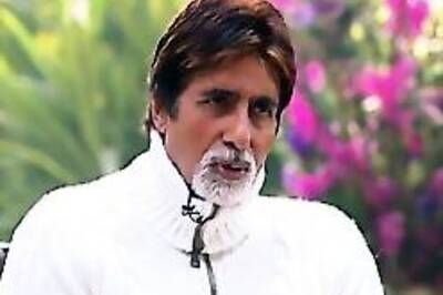 Big B calls 'Sexiest Vegetarian Male' title baseless