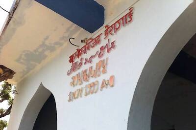 One month after quake, education of Nepal children in shatters