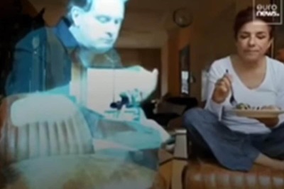 Woman Who Does Household Chores With AI Holographic Partner Set To Marry Soon