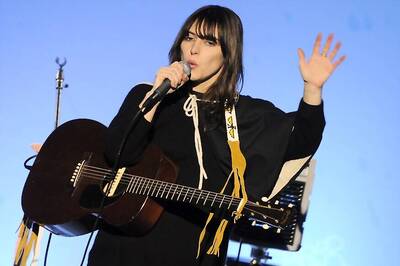 Pop Star Feist Set to Release Vegetarian Cookbook