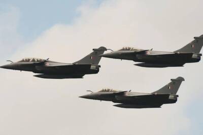 Rafale Issue: BJP Dubs Congress as 'I Need Commission' Party; Congress Demands JPC Probe