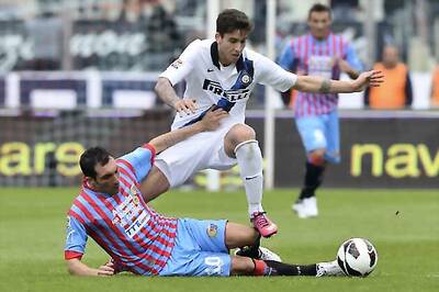 Inter Milan fight back to down Catania 3-2