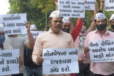 'You'll Decide What I Eat?' Gujarat HC Raps Civic Body on Seizure of Non-Veg Stalls, Asks if 'Juice is Next'