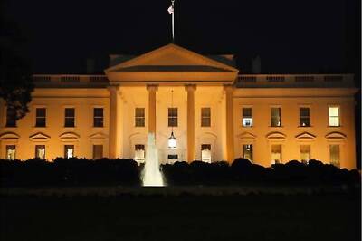 Man jumps over fence at White House, sparks evacuation