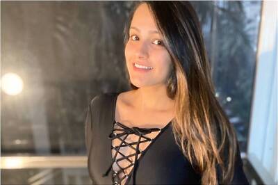 Pregnant Anita Hassanandani’s Poses in Monokini, Says Women are Real Heroes