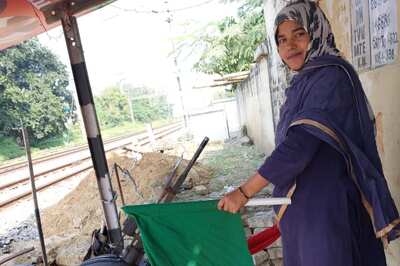 Meet Salma, India's First ‘Gatewoman’, Who Has Proven Many Wrong in 10 Years