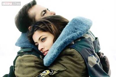 Salman Khan has been guiding me for my comeback in Bollywood: Sneha Ullal