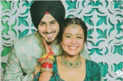 Neha Kakkar and Rohanpreet Singh are Married Now, See Pictures and Videos