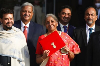 Union Budget 2021: Finance Minister Nirmala Sitharaman Refuses to Embark on Path of Fiscal Irresponsibility