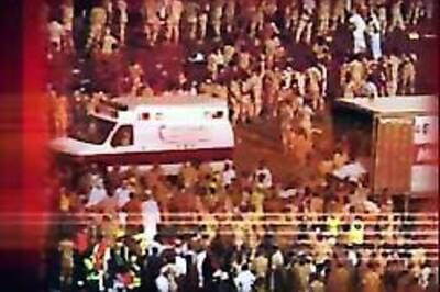 Woes spill over for pilgrims' kin