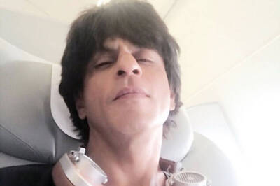 Shah Rukh Khan Celebrates Makar Sankranti; See Pics