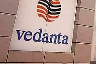Vedanta Shares Plummet 9% Ahead of $2-Billion Fundraising; Why Stock Price is Falling?
