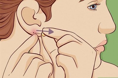 How to Close an Earlobe Piercing