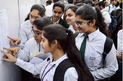 CBSE Class 10 Results 2017:  Pass Percentage Down, 13.67% Dip In Delhi