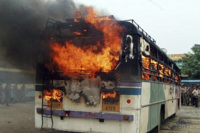 Protests over Telangana paralyse life in Andhra