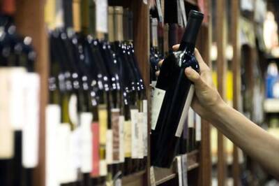 Cost of wine surges in the UK due to Brexit