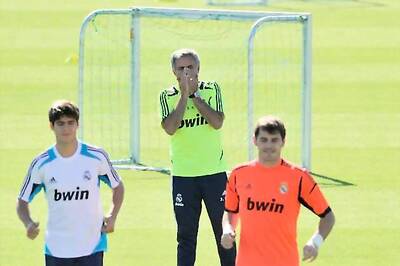 Mourinho's men under real pressure in El Clasico