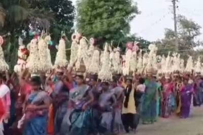 Watch: Women Take Part In Wine Festival At Tamil Nadu's Alangudi Nadiyamman Temple