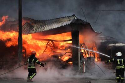 Six Killed, 15 Wounded in Russian Strikes in Kharkiv, Says Ukrainian Official