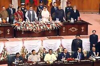 Pak, India up for a Safta wrangle