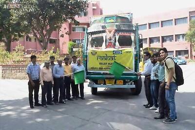 IIMC students leave for Jammu for relief work