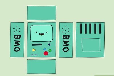 How to Cosplay as BMO from Adventure Time