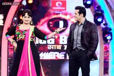 Nobody can replace Sunil Grover as Gutthi, says Upasana Singh