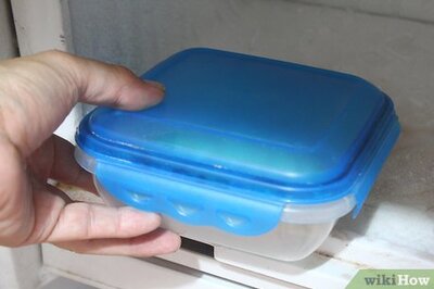 How to Store Nuts