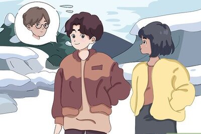 How to Talk to a Girl That You Like if She Has a Boyfriend