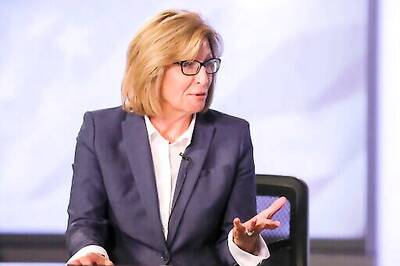 Pelosi Says Iowa Republican In Contested Race Will Be Seated